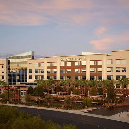 Hyatt Place Las Vegas At Silverton Village Екстериор снимка