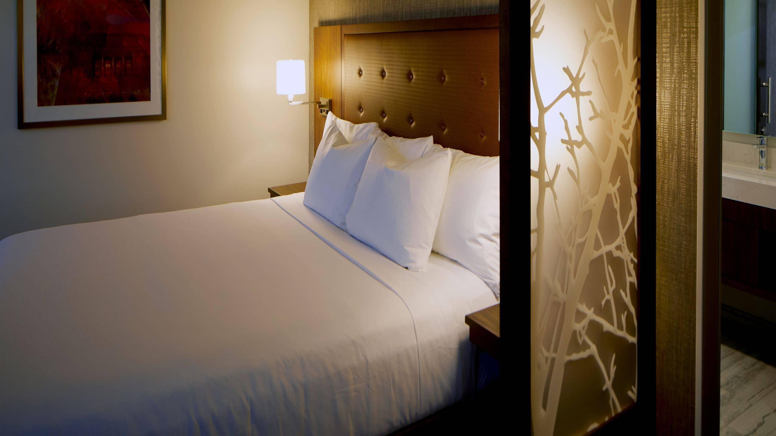 Hyatt Place Las Vegas At Silverton Village Екстериор снимка