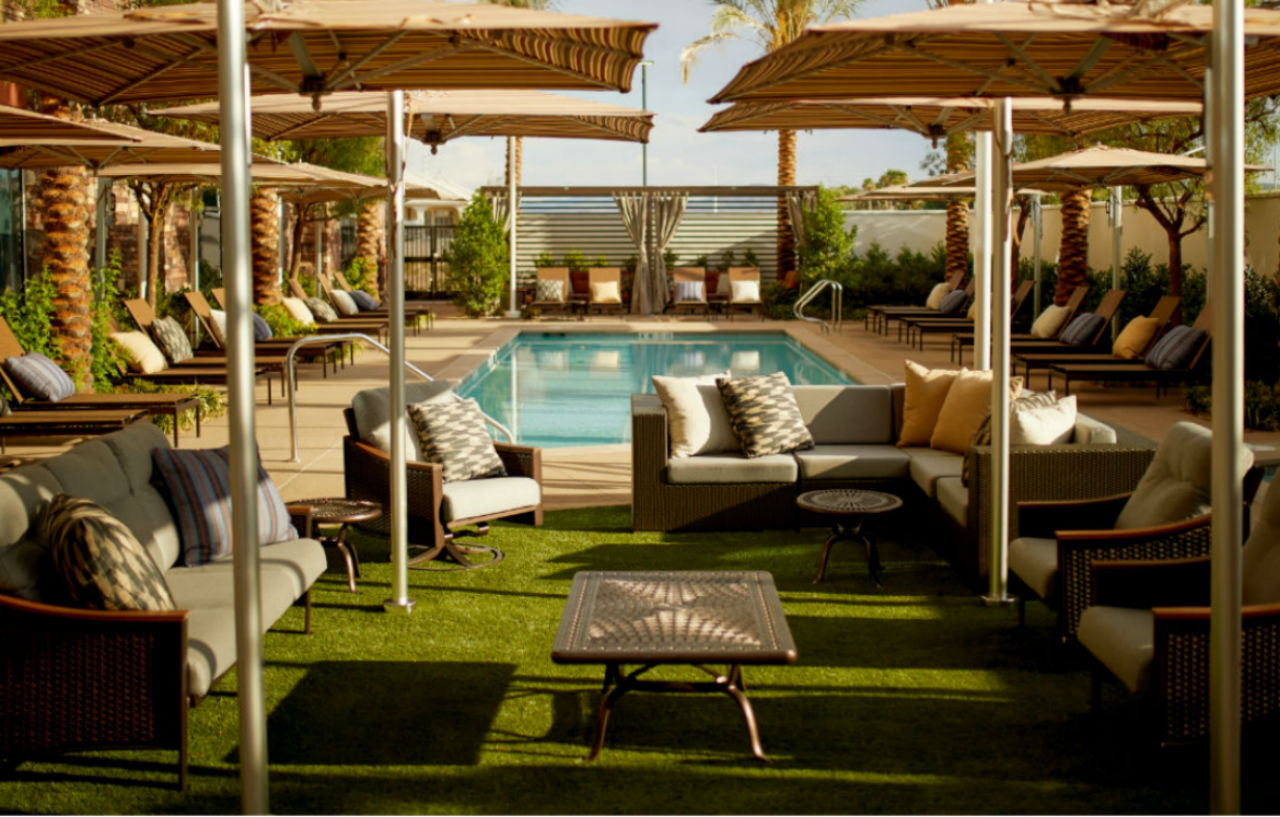 Hyatt Place Las Vegas At Silverton Village Екстериор снимка